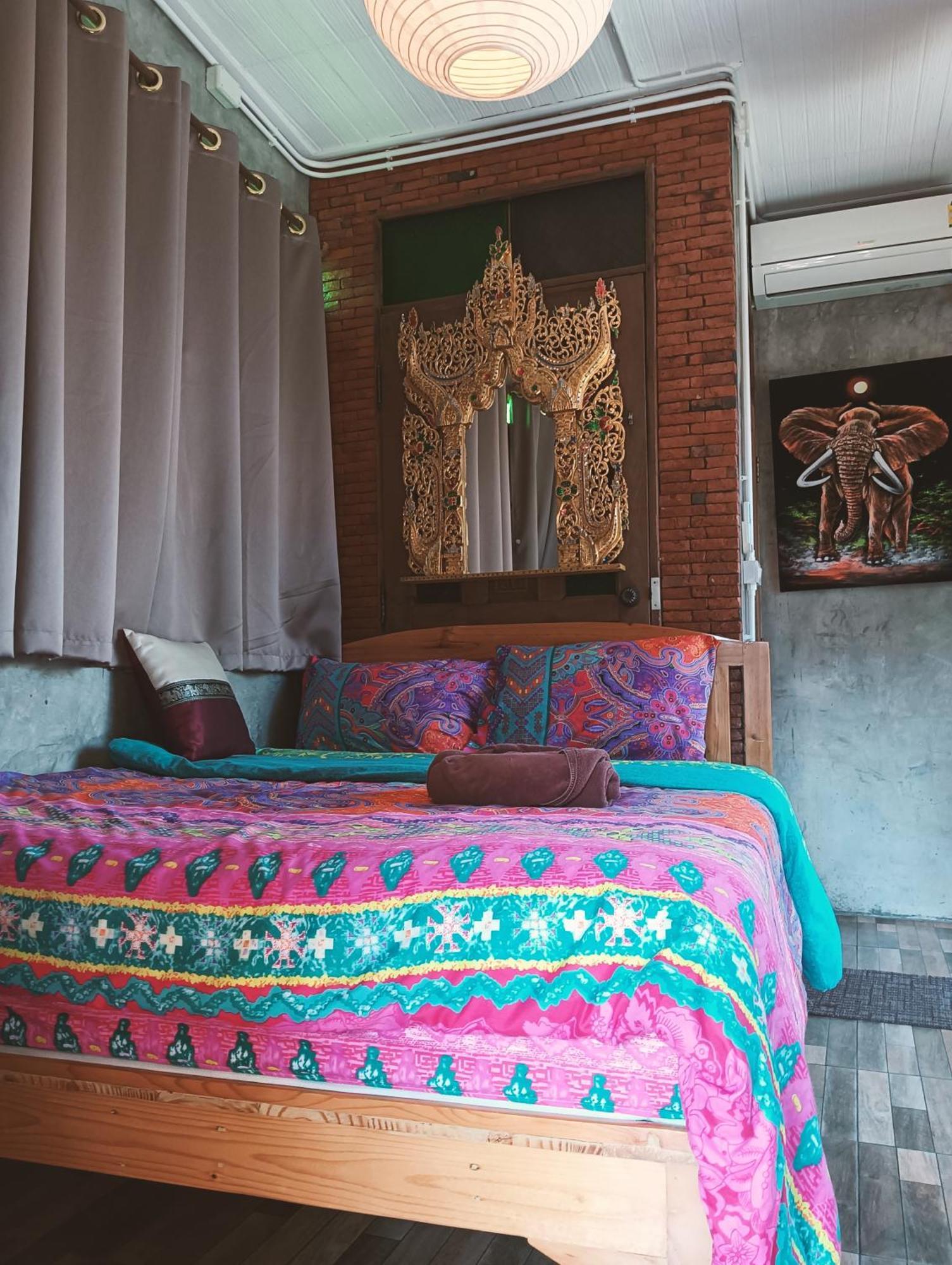 Huen Chiang Man Hostel (Adults Only) Chiang Mai Luaran gambar
