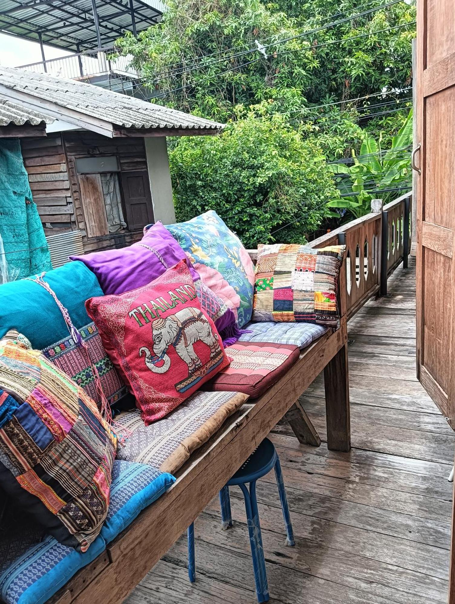 Huen Chiang Man Hostel (Adults Only) Chiang Mai Luaran gambar