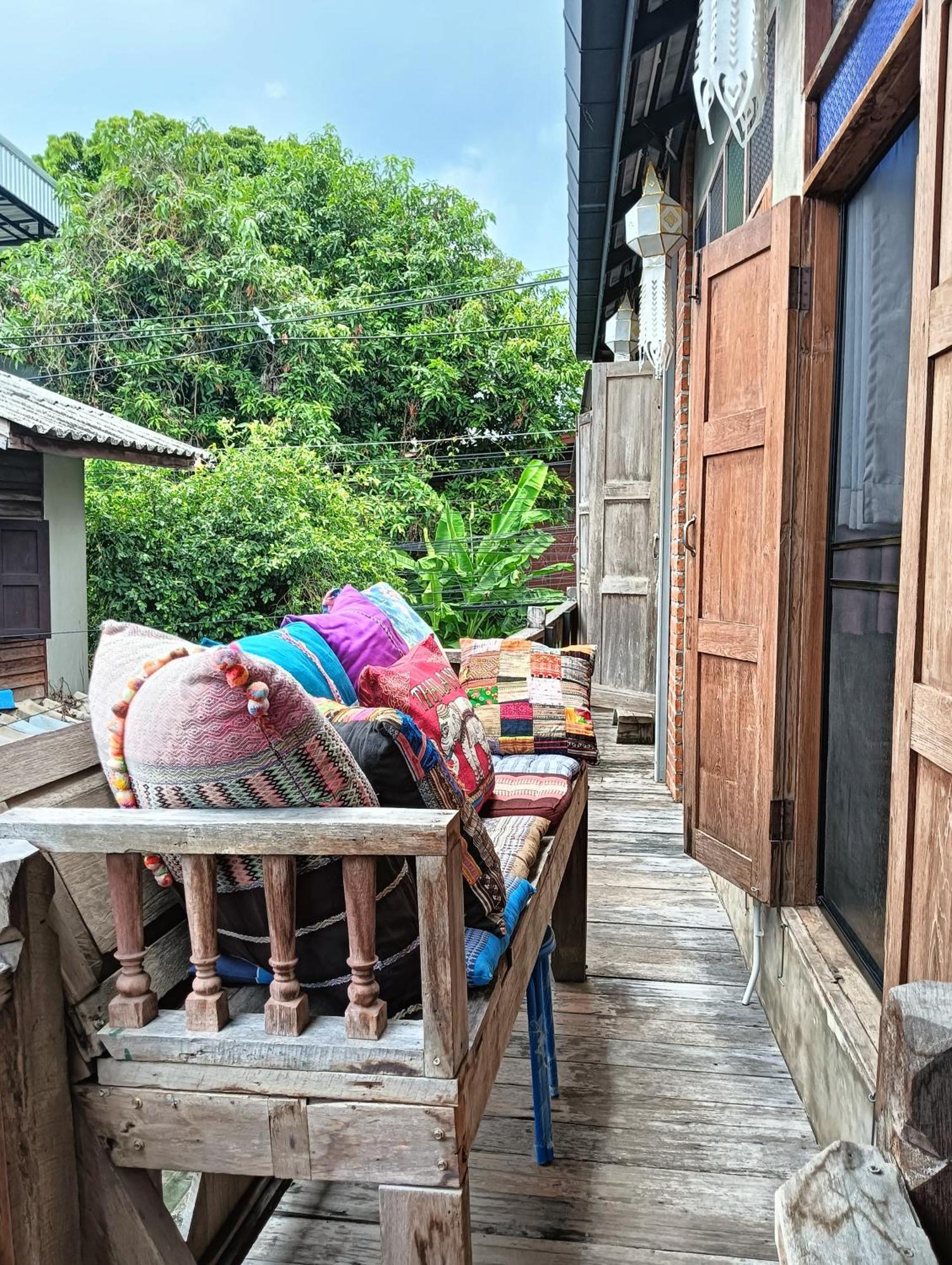 Huen Chiang Man Hostel (Adults Only) Chiang Mai Luaran gambar