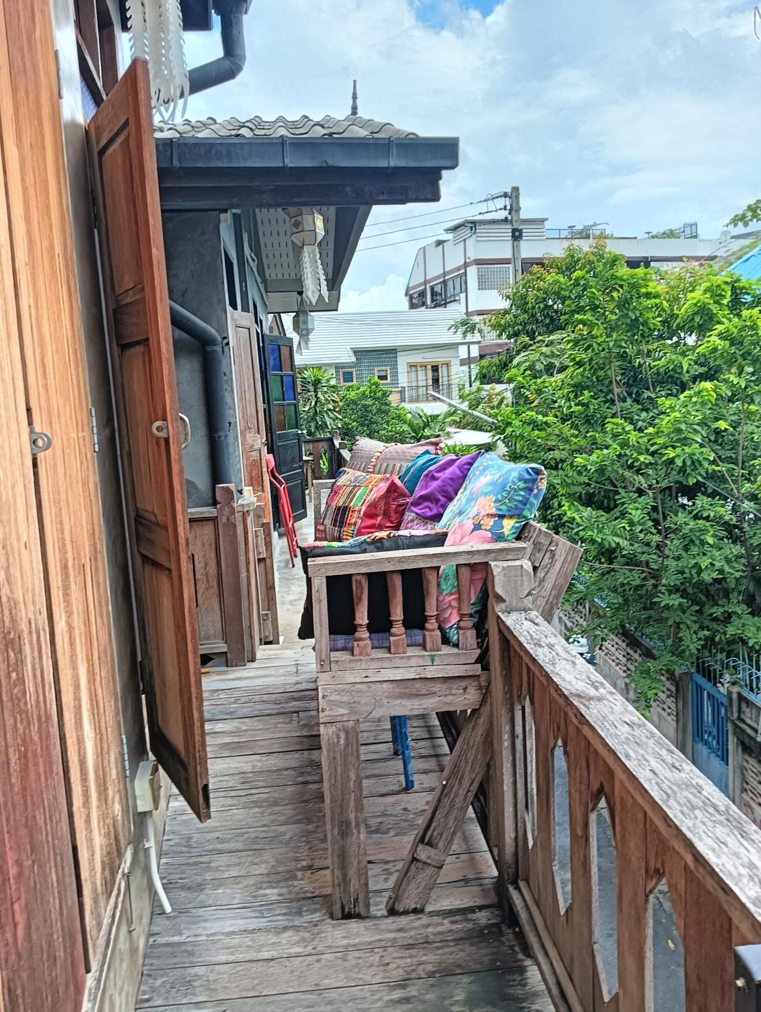 Huen Chiang Man Hostel (Adults Only) Chiang Mai Luaran gambar