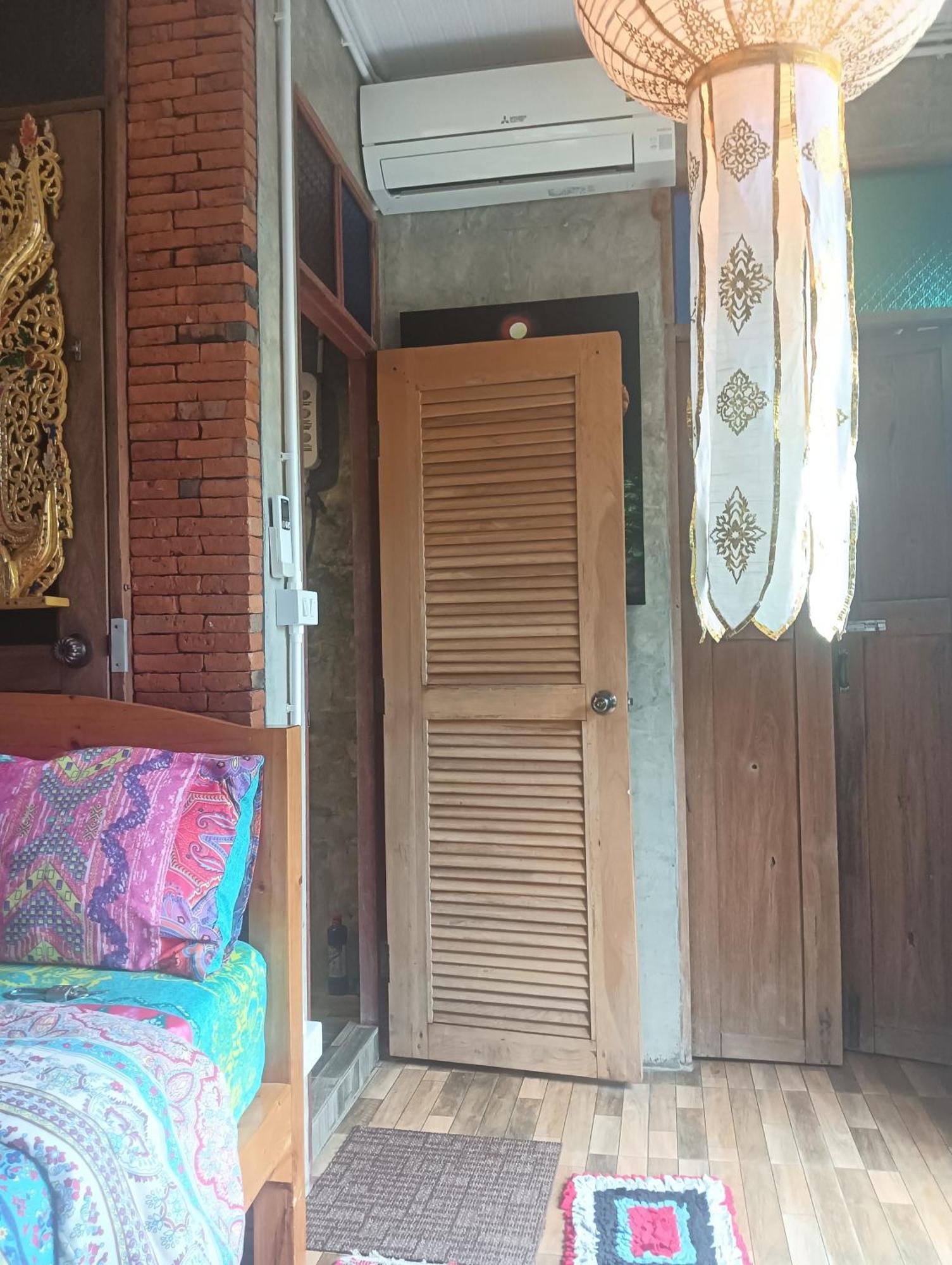 Huen Chiang Man Hostel (Adults Only) Chiang Mai Luaran gambar