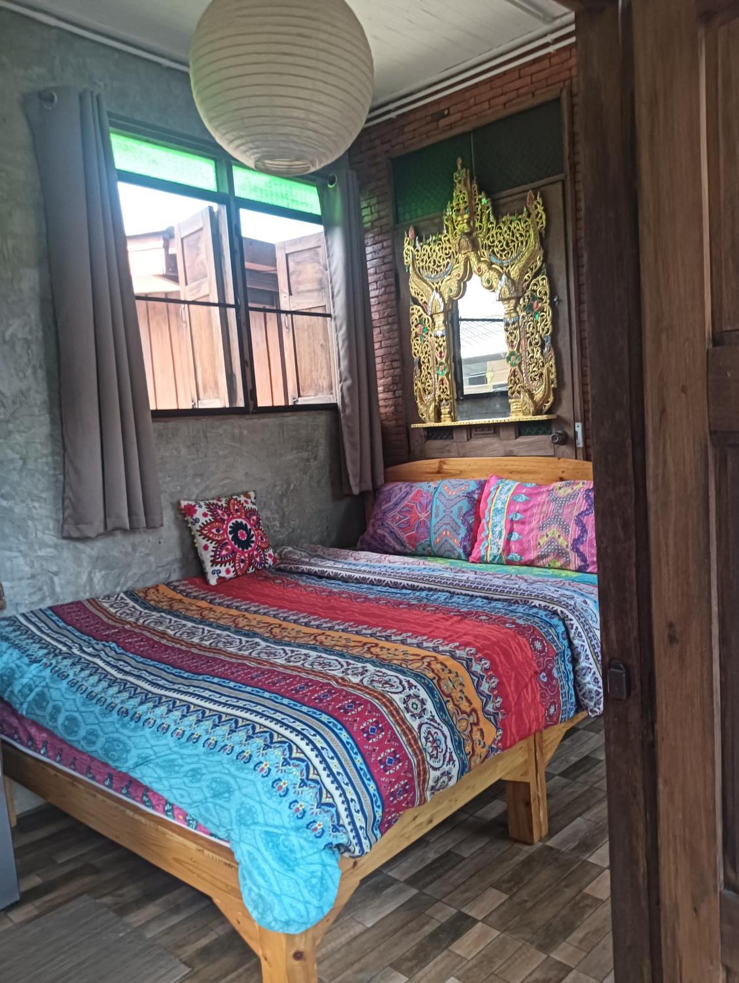 Huen Chiang Man Hostel (Adults Only) Chiang Mai Luaran gambar